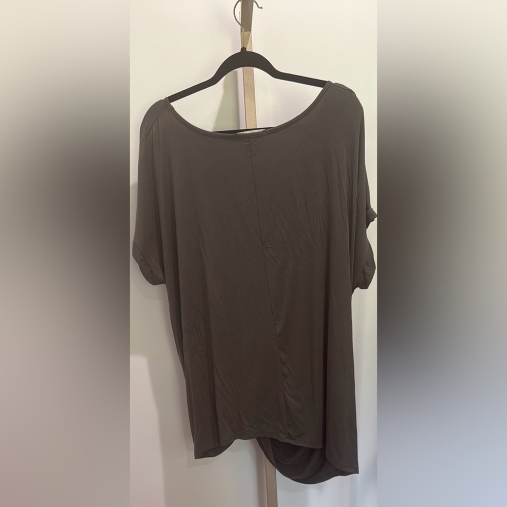 Elegant Green Women's Top
